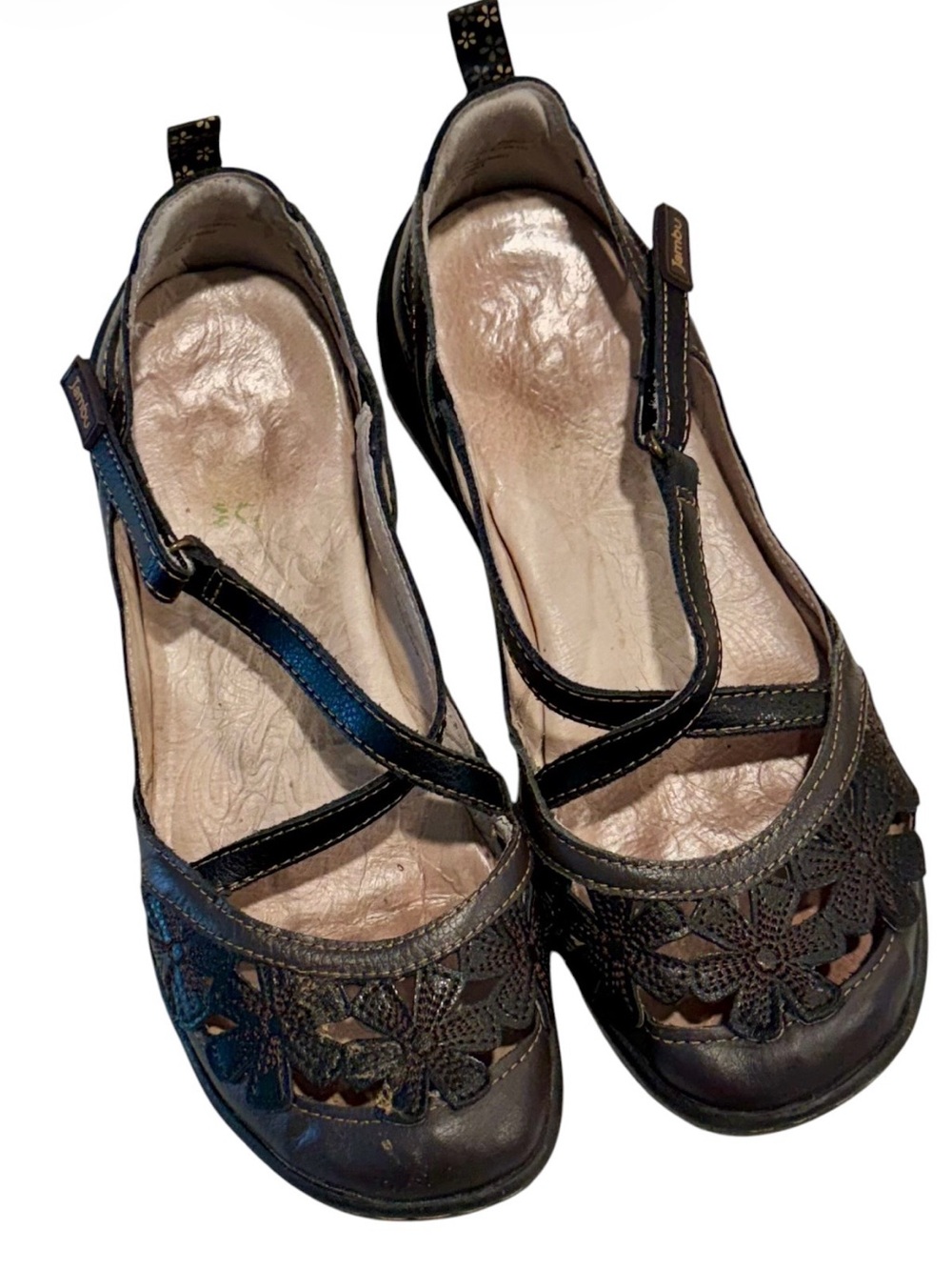 Jambu JBU Women's Brown Leather Floral Cutout Mary Jane Flats - Size: 7 - Picture 2 of 9